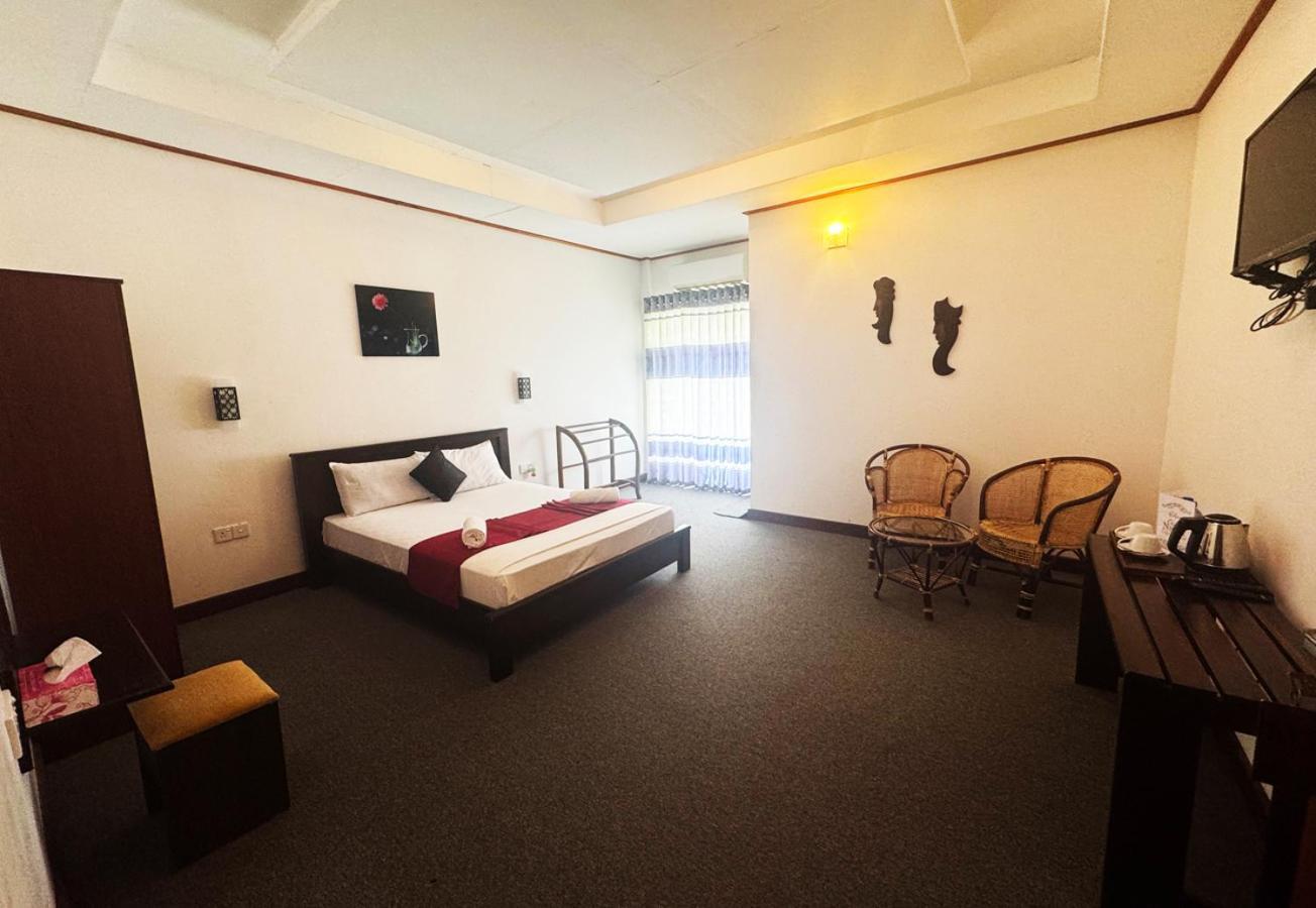 Nico Lagoon Hotel Негомбо Экстерьер фото