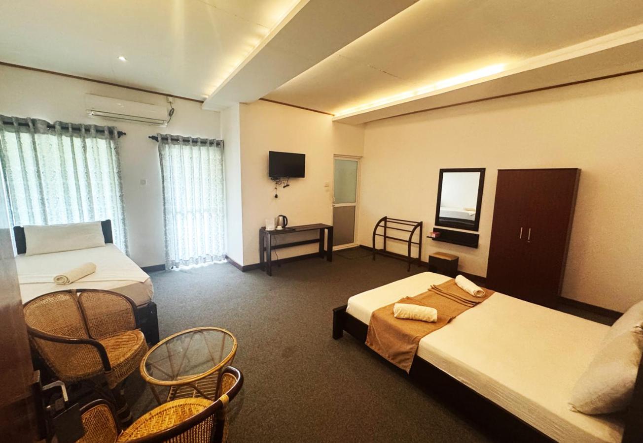 Nico Lagoon Hotel Негомбо Экстерьер фото